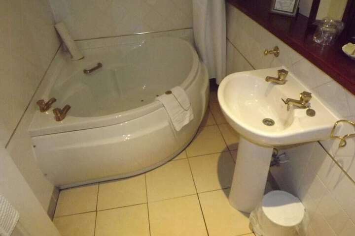 Photo 25