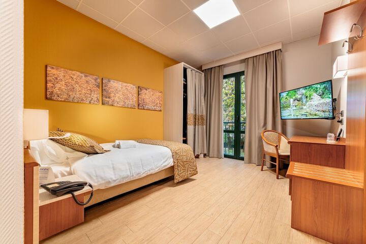 Room 20 of 60