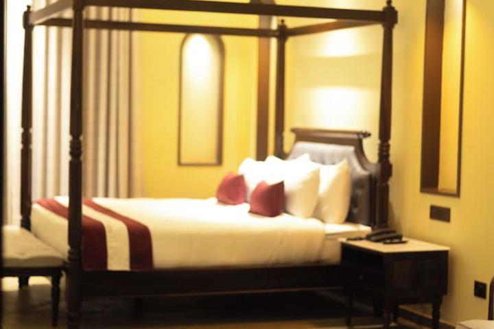 Room 4 of 22