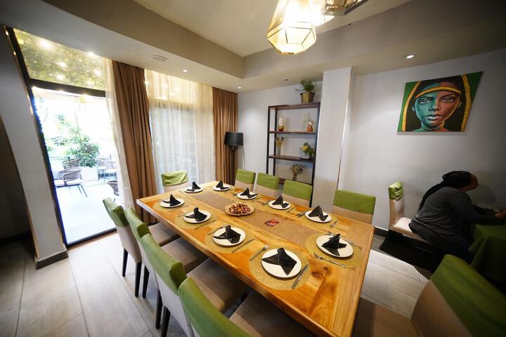 Dining 125 of 163