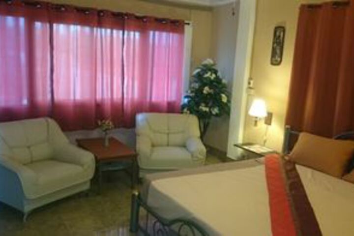 Room 13 of 22