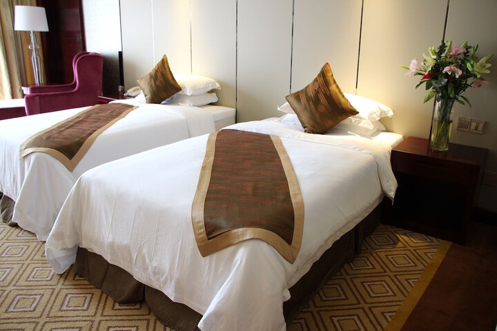 Room 4 of 46