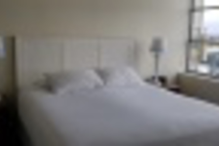 Room 28 of 239