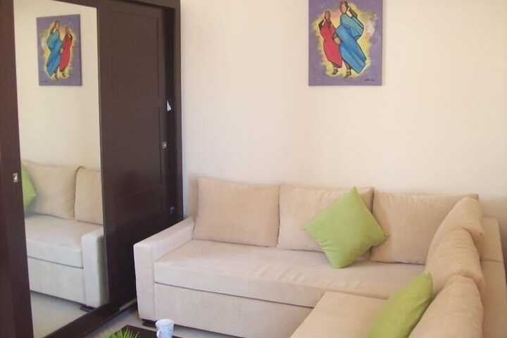 Room 27 of 46