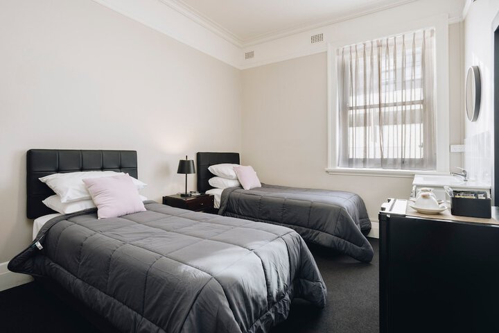 Room 20 of 42