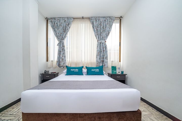Room 4 of 30