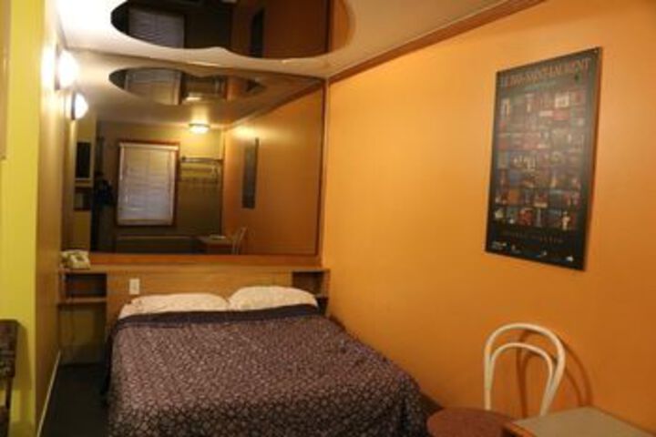 Room 12 of 54