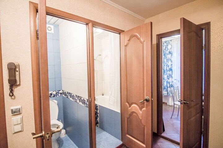 Room 14 of 23