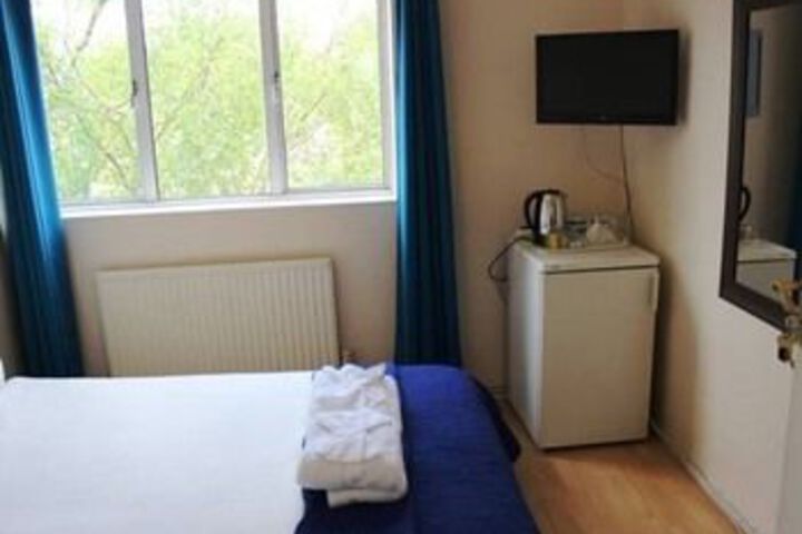 Room 45 of 82