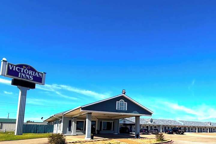 Victorian Inns by OYO Whitesboro U.S. Hwy 82 in Whitesboro, TX