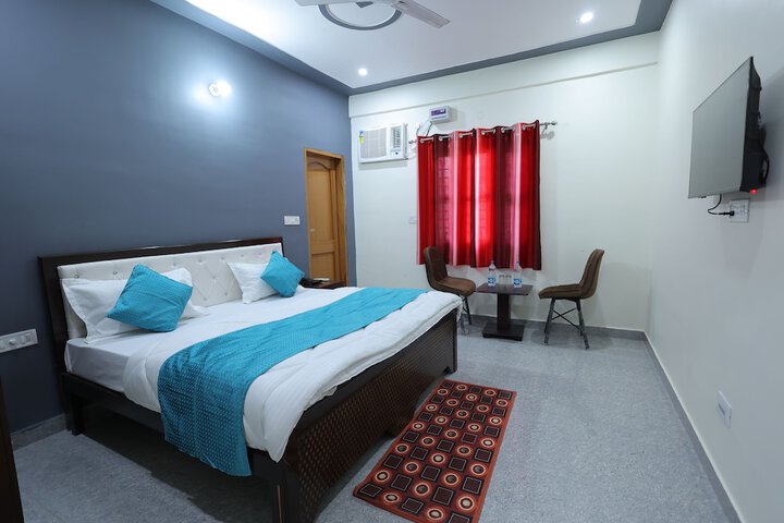 Room 16 of 83