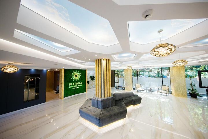 Hotel Interior 7 of 62
