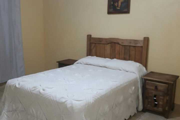 Room 8 of 38