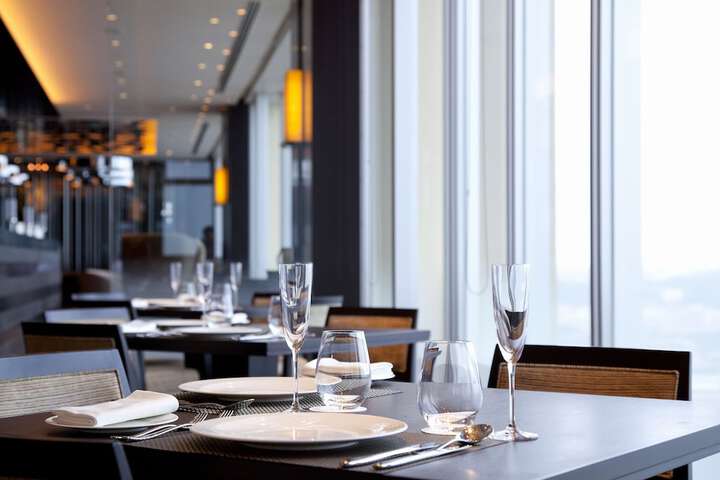 Dining 76 of 130