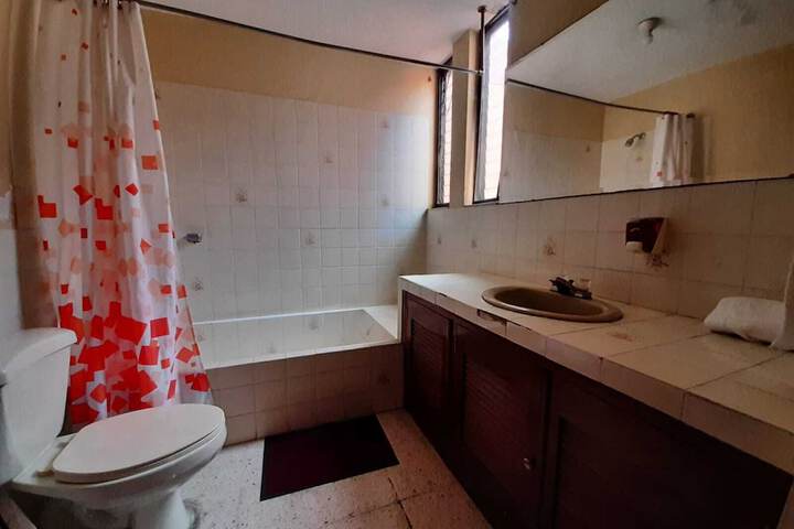 Room 5 of 29