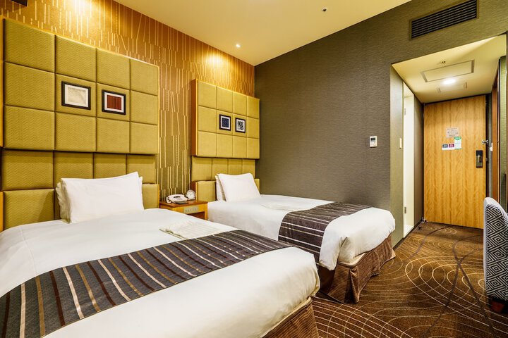 Room 22 of 47