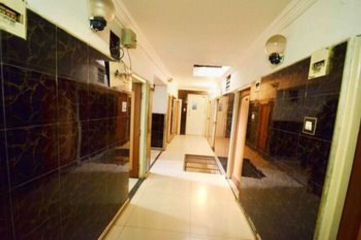 Ballroom/Hall 21 of 25