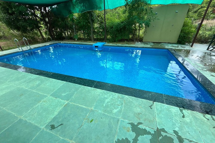 Pool 29 of 66
