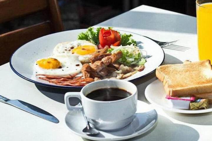 Breakfast/Coffee Service 85 of 101