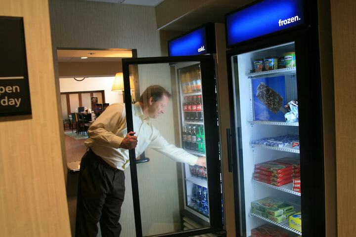 Snack bar