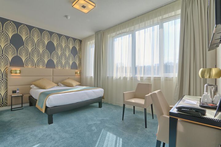 Room 26 of 63