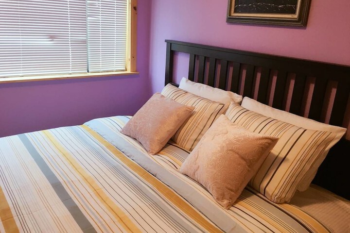 Room 2 of 60