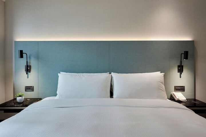 Room 55 of 121