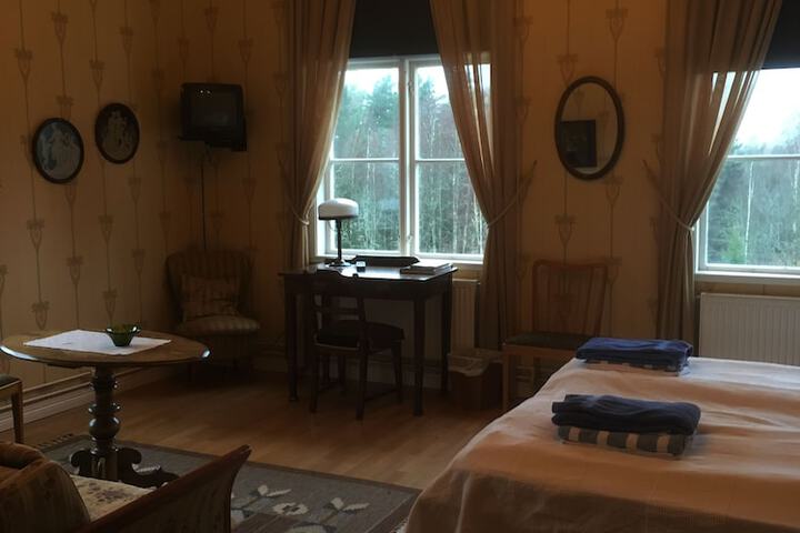 Room 8 of 71