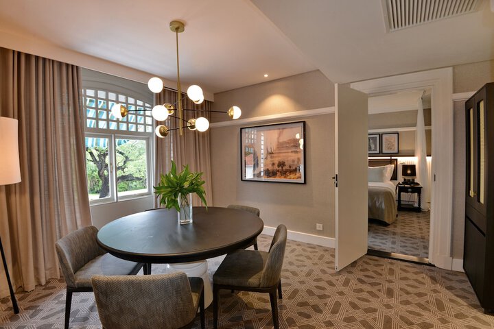 Room 14 of 130