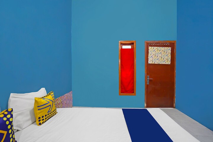 Room 16 of 21