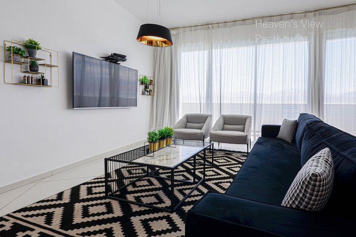 Room 184 of 315