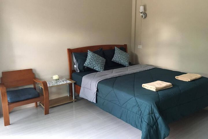 Room 10 of 41