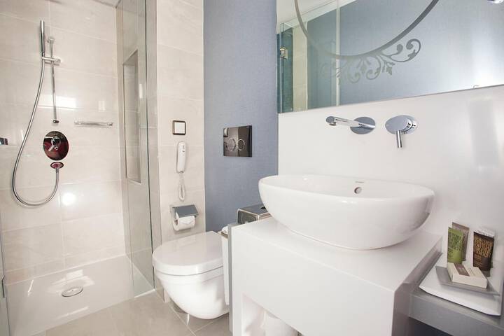 Bathroom Interior Photo