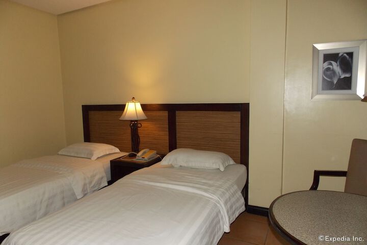 Room 6 of 57