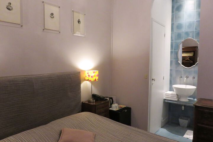 Room 35 of 81