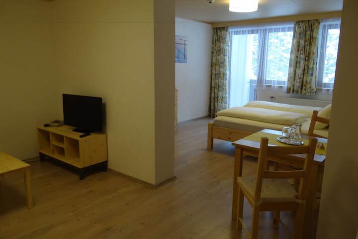 Room 7 of 61