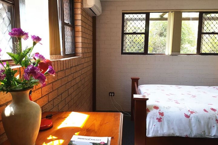 Room 3 of 78