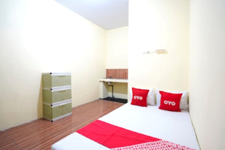Room 11 of 27