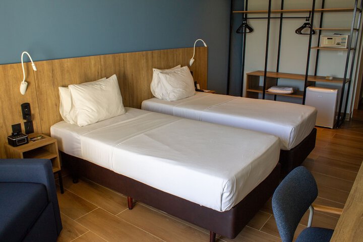 Room 20 of 64