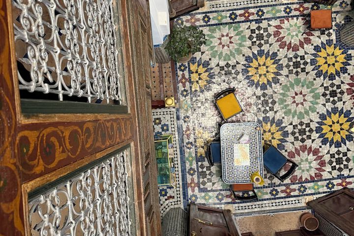 Riad Dar Fes source bleue luxury home in Fes