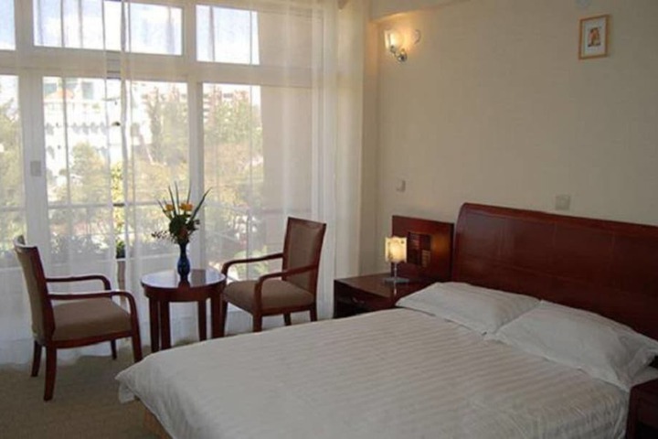 Room 3 of 24
