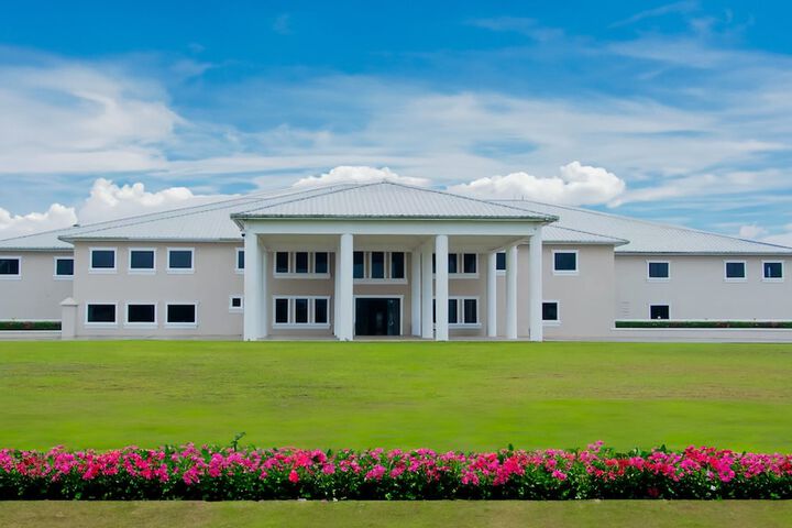 Royal Ambassador Hotel
