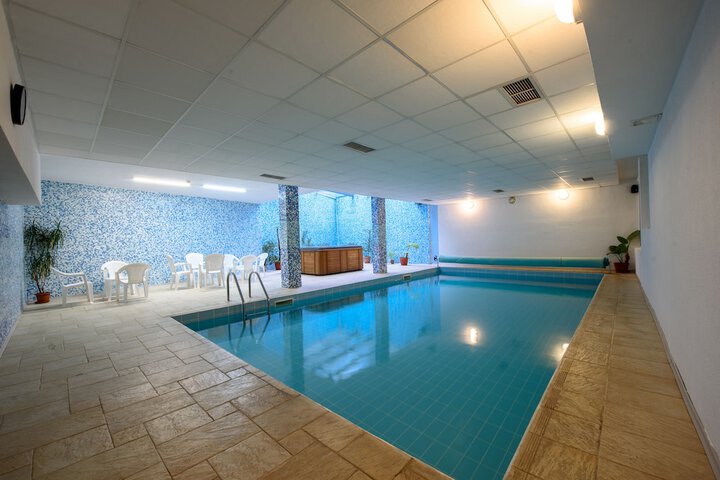 Spa 35 of 62