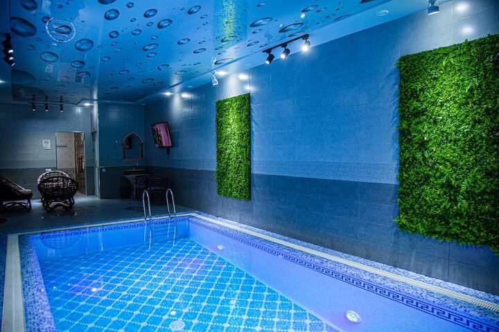Pool 20 of 29