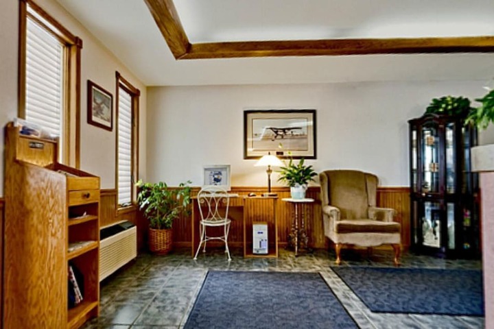 Hotel Interior 4 of 31