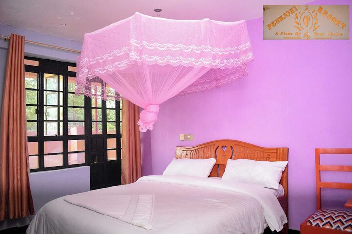 Room 3 of 35