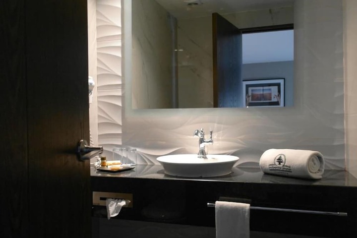 Room 44 of 69