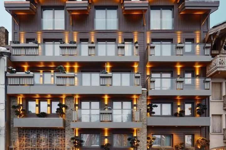 Hotel 62 of 62