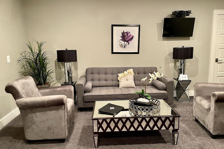 Room 126 of 285