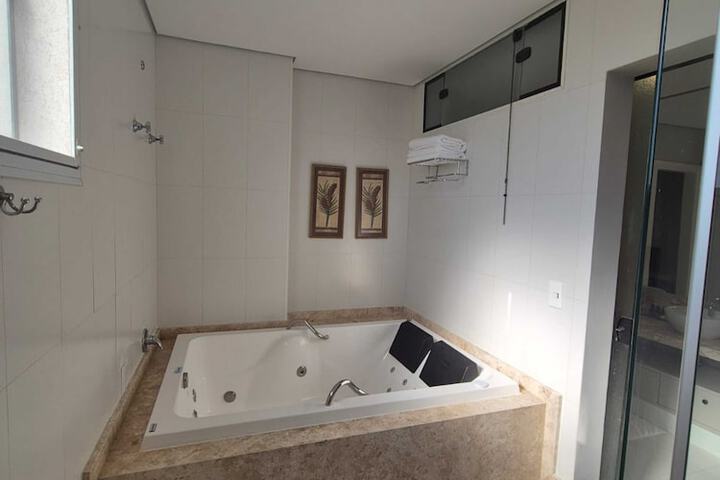 Room 56 of 104